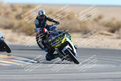 media/Jan-10-2025-CVMA Friday Practice (Fri) [[489e0da257]]/Group 4 and Trackday/Session 4 (Turn 16)/